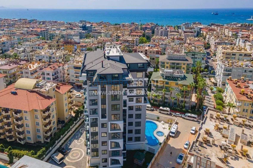 2+1 apartment in the center of Alanya - furniture, separate kitchen  1 