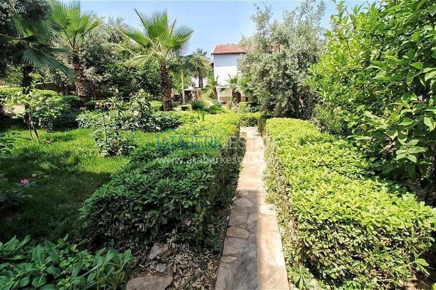 Three-storey 3+2 villa in Kargicak - sea view, furniture, surrounded by greenery 9 
