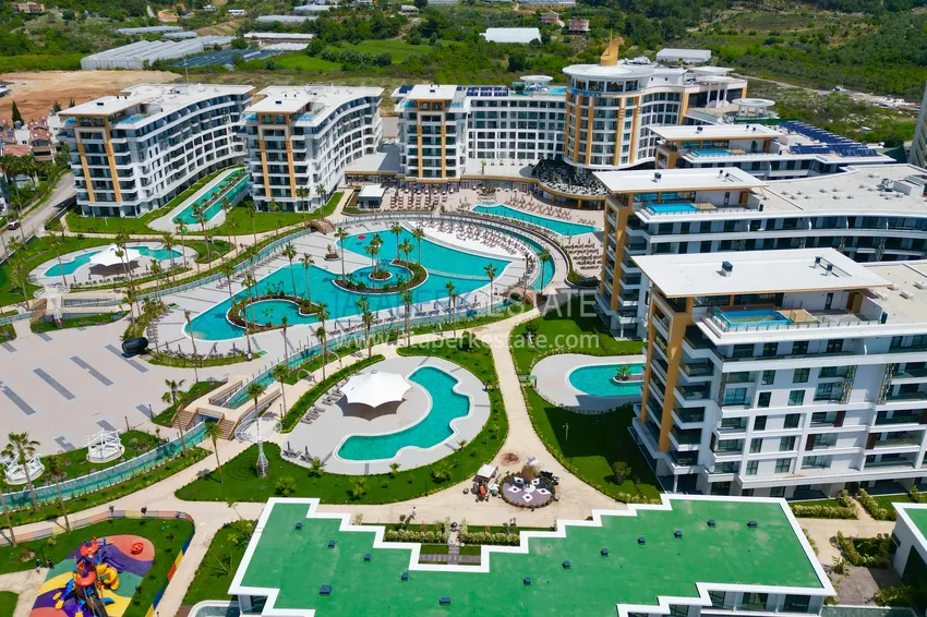 Spacious 1+1 apartment in Turkler — 80 m2 furnished by the owner, premium resort 3 