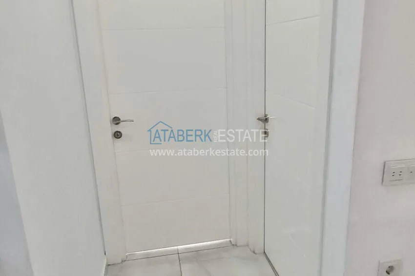 Purchase  2+1 apartment 140 m2 in Mahmutlar — furniture, glazed balcony, premium complex 15 