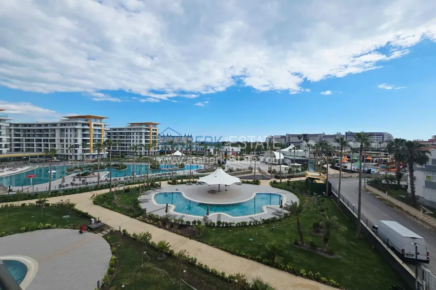 Purchase  Spacious 1+1 apartment in Turkler — 80 m2 furnished by the owner, premium resort 18 