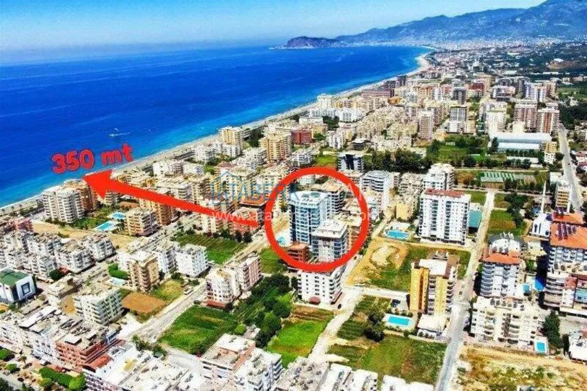 2+1 apartment 140 m2 in Mahmutlar — furniture, glazed balcony, premium complex 2 