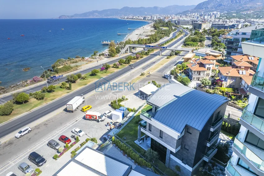 Ultra-luxury beachfront villa in Kargicak — citizenship property in Alanya 4 