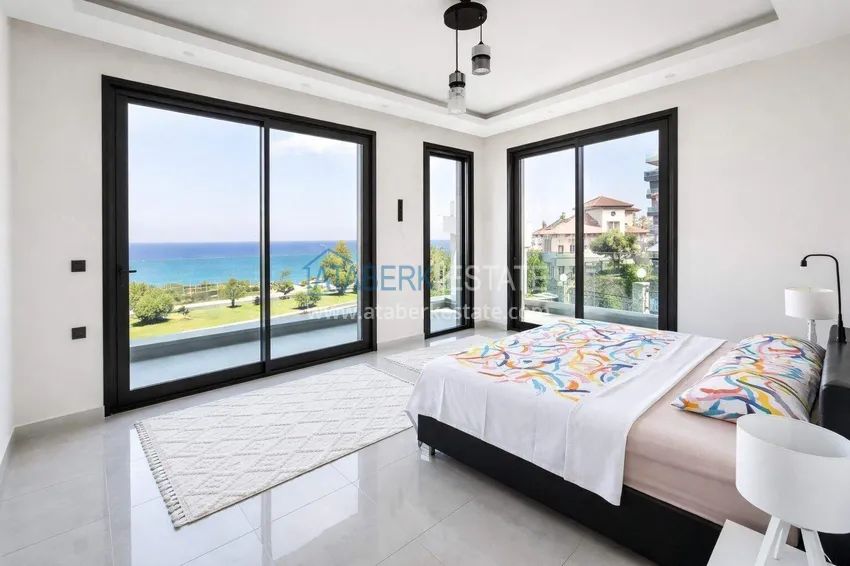 Purchase  Ultra-luxury beachfront villa in Kargicak — citizenship property in Alanya 20 