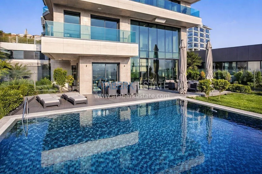 Ultra-luxury beachfront villa in Kargicak — citizenship property in Alanya 9 