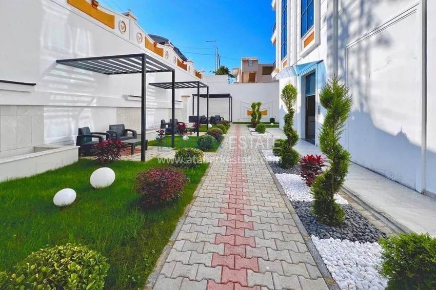 Apartment 1+1 in the center of Mahmutlar — furniture, advantageous format, modern complex 11 