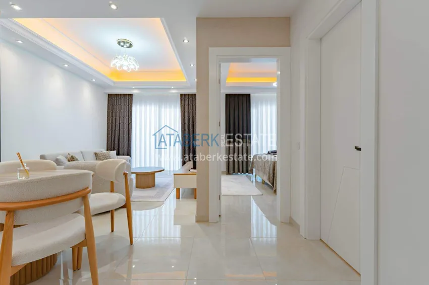 Purchase  1+1 panoramic apartment in the center of Mahmutlar - luxury furniture, the sea within walking distance 1 