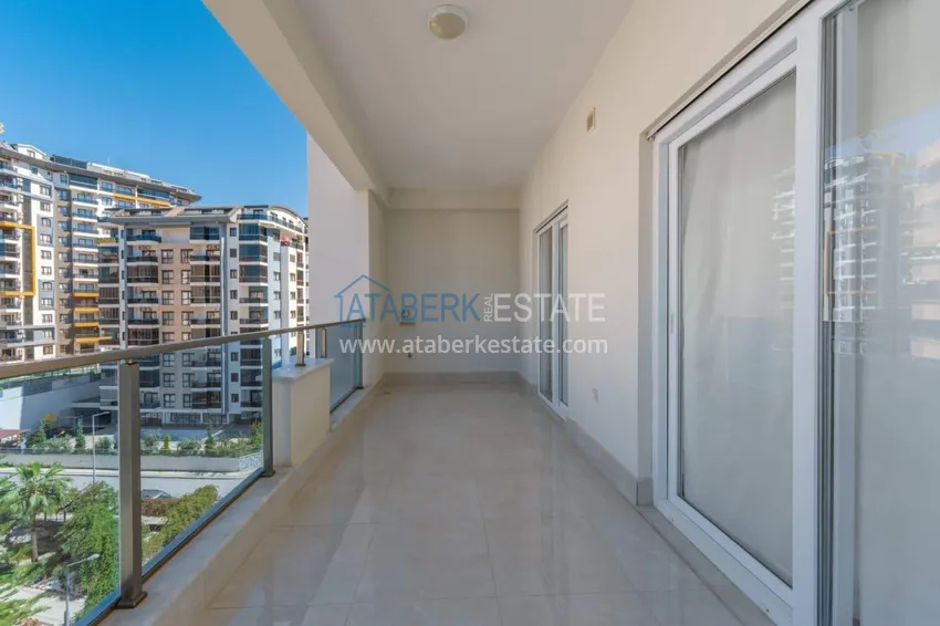 Purchase  1+1 panoramic apartment in the center of Mahmutlar - luxury furniture, the sea within walking distance 15 