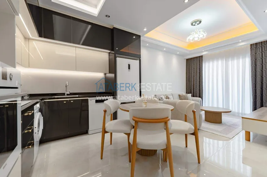 Purchase  1+1 panoramic apartment in the center of Mahmutlar - luxury furniture, the sea within walking distance 6 