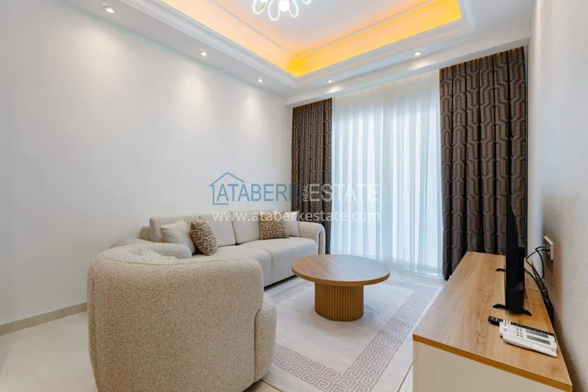 Purchase  1+1 panoramic apartment in the center of Mahmutlar - luxury furniture, the sea within walking distance 9 