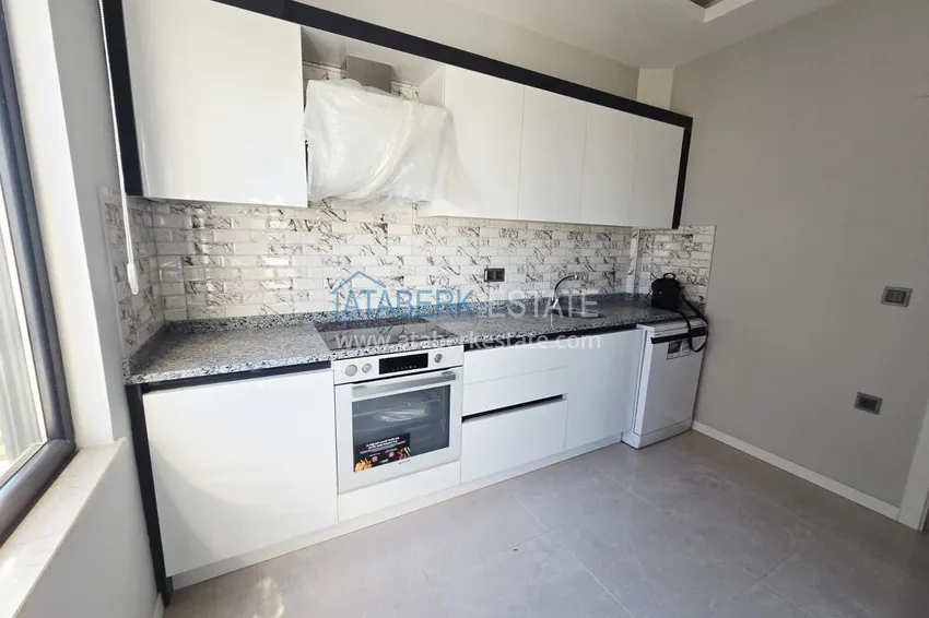 Purchase  2+1 apartment in Avsallar — new furniture, separate kitchen, glazed balcony 8 
