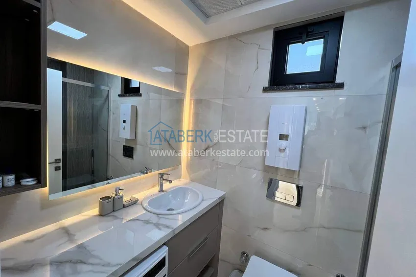 Purchase  Furnished 2+1 apartment in the center of Alanya — Cleopatra beach area, directly from the owner  15 