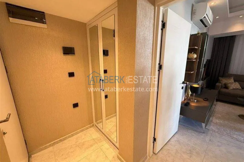 Purchase  Urgent sale! 1+1 furnished apartment in the center of Alanya, 250 to Cleopatra beach  2 