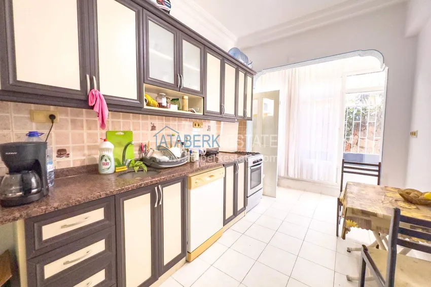 Purchase  2+1 apartment in the center of Alanya, Kale Peninsula — furnished and with sea views  4 