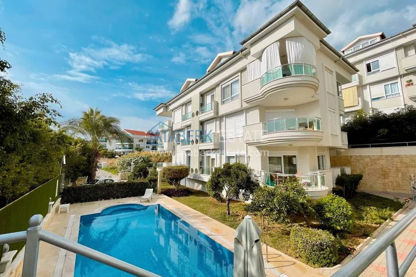 Duplex with a panoramic terrace in the center of Alanya, Cleopatra beach area — property for a residence permit 14 
