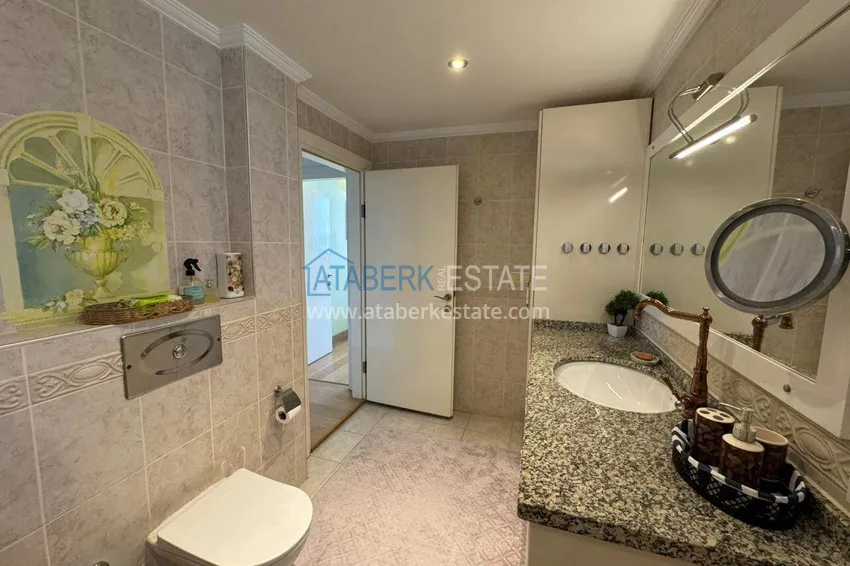 Purchase  Duplex with a panoramic terrace in the center of Alanya, Cleopatra beach area — property for a residence permit 15 