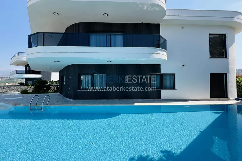 Luxury villa with sea view in Kargicak - premium property in Alanya 2 