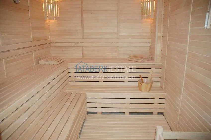 Duplex with a panoramic terrace in the center of Alanya, Cleopatra beach area — property for a residence permit 25 