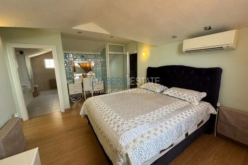 Purchase  Duplex with a panoramic terrace in the center of Alanya, Cleopatra beach area — property for a residence permit 25 