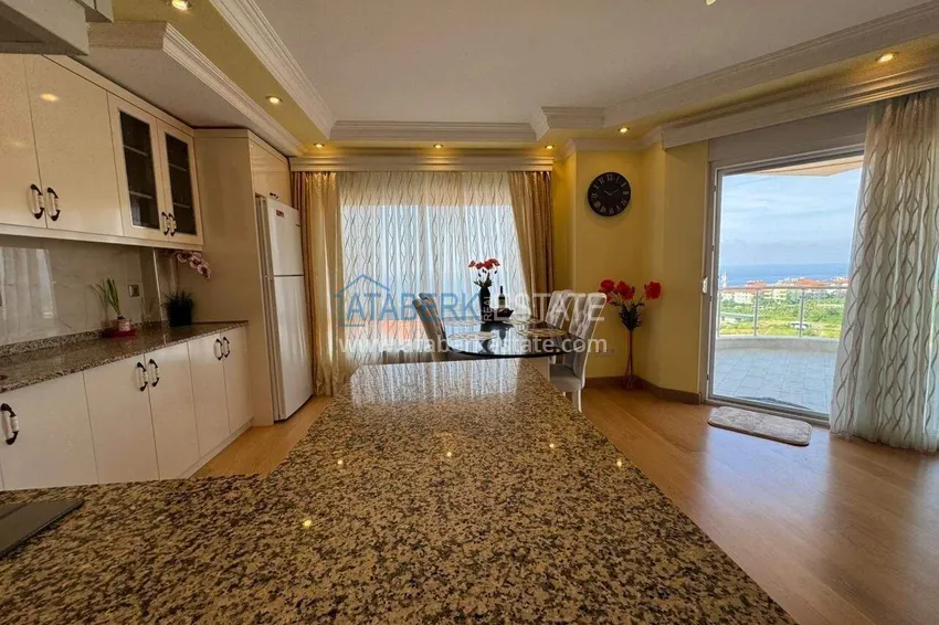 Purchase  Duplex with a panoramic terrace in the center of Alanya, Cleopatra beach area — property for a residence permit 3 