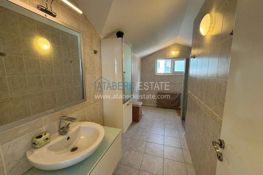 Purchase  Duplex with a panoramic terrace in the center of Alanya, Cleopatra beach area — property for a residence permit 30 