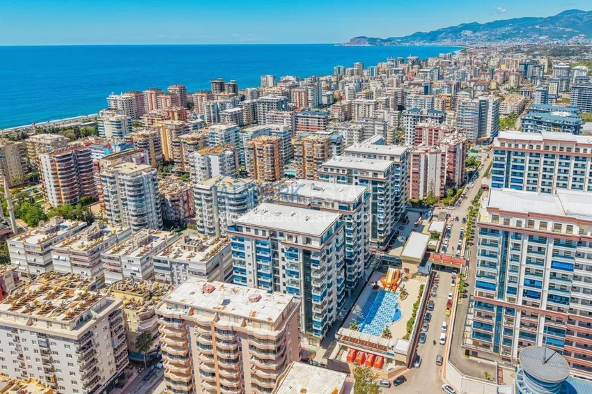 2+1 apartment in Alanya, Mahmutlar district — furniture, premium complex  1 