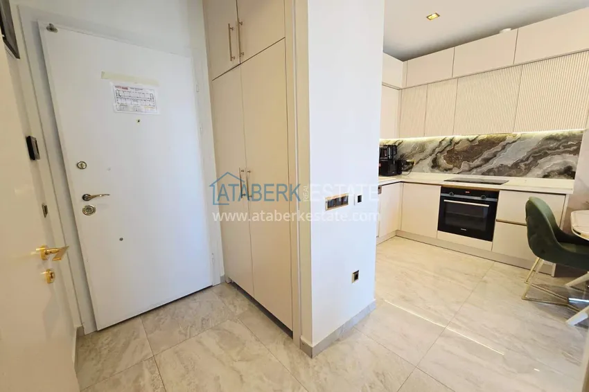 Purchase  Stylish 1+1 apartment in the center of Alanya, Keykubat beach area — 150 meters 2 