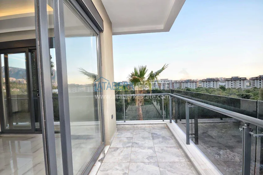 Purchase  Real estate in Alanya, 1+1 apartment in Oba  10 