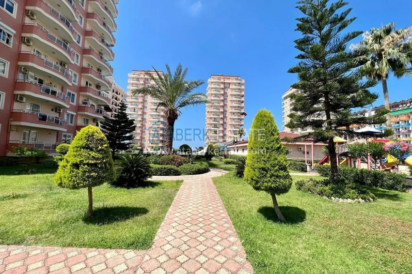 Citizenship real estate in Alanya - 2+1 apartment with sea view, Mahmutlar, first coastal 12 