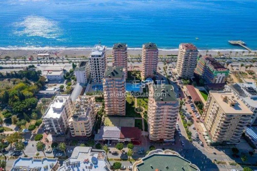 Citizenship real estate in Alanya - 2+1 apartment with sea view, Mahmutlar, first coastal 1 