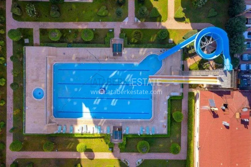 Citizenship real estate in Alanya - 2+1 apartment with sea view, Mahmutlar, first coastal 9 