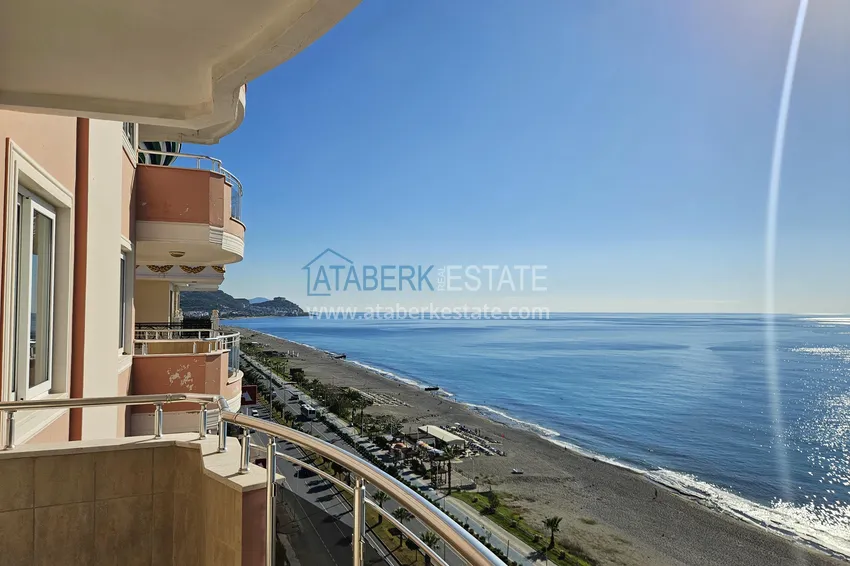 Purchase  Citizenship real estate in Alanya - 2+1 apartment with sea view, Mahmutlar, first coastal 9 