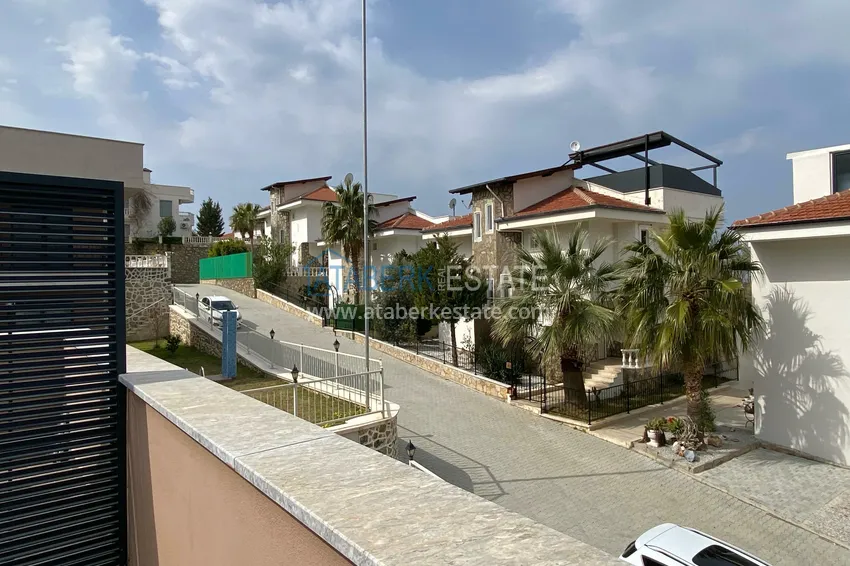 Purchase  3+1 villa in Kargicak - designer renovation, private area  41 