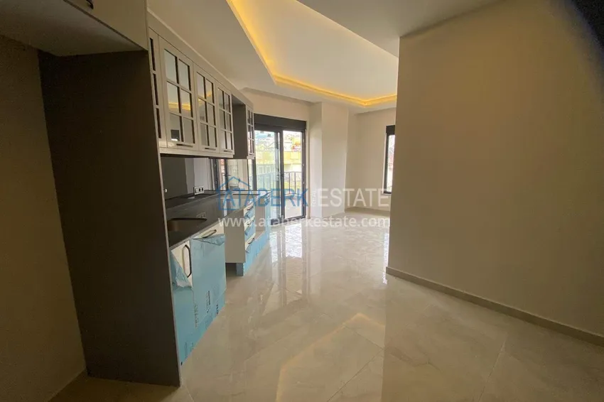 Purchase  Real estate in the center of Alanya for residence permit and citizenship - 2+1 duplex near Keykubat beach 2 