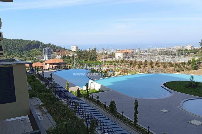 Purchase  Real estate in Alanya with sea view - 1+1 apartment in Mahmutlar 11 