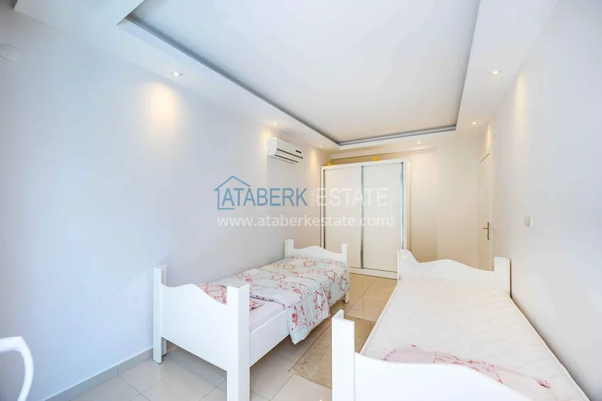 Purchase  2+1 apartment for a residence permit in the center of Alanya - 600 meters from Cleopatra beach 12 