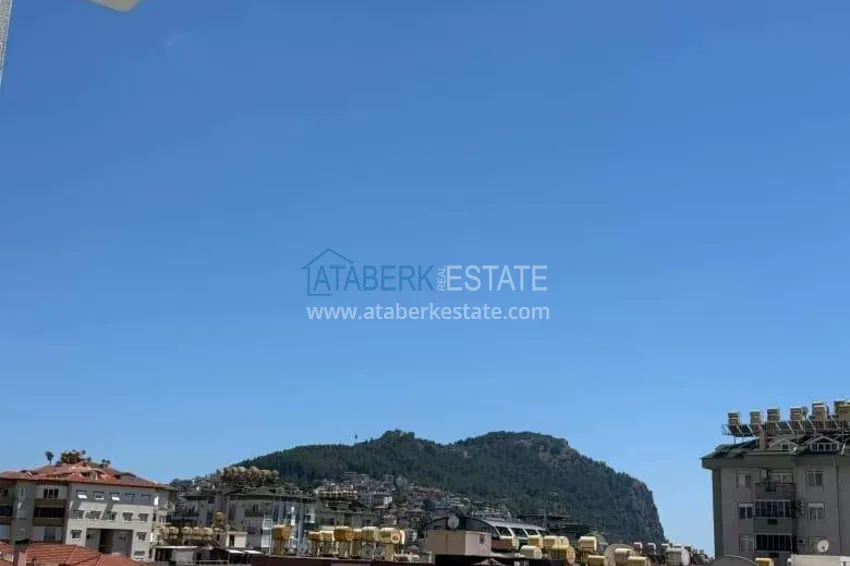 Purchase  Real estate in the center of Alanya - 1+1 apartment with a view of the fortress and the sea near Cleopatra beach 15 