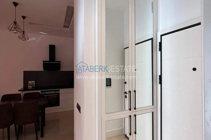 Purchase  Real estate in the center of Alanya - 1+1 apartment in a luxury residence, Cleopatra beach area 1 
