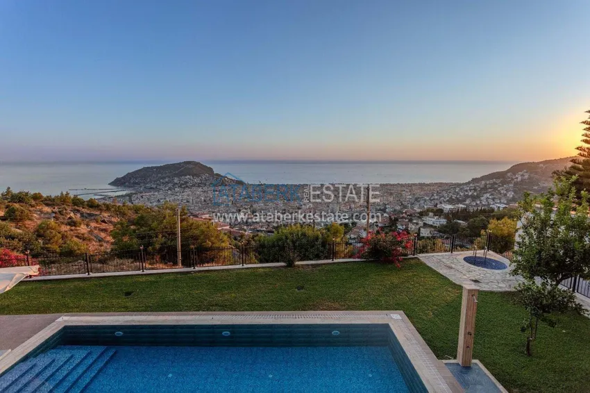 Purchase  Private 5+2 villa in the center of Alanya, Bektash district — furnished and with panoramic views  15 