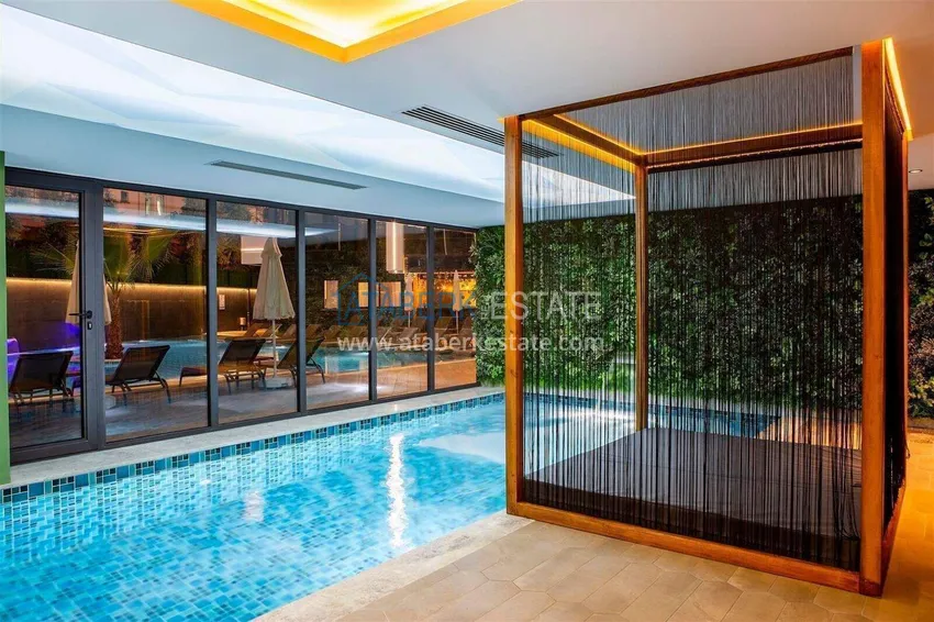 Real estate in the center of Alanya - 1+1 apartment in a luxury residence, Cleopatra beach area 24 