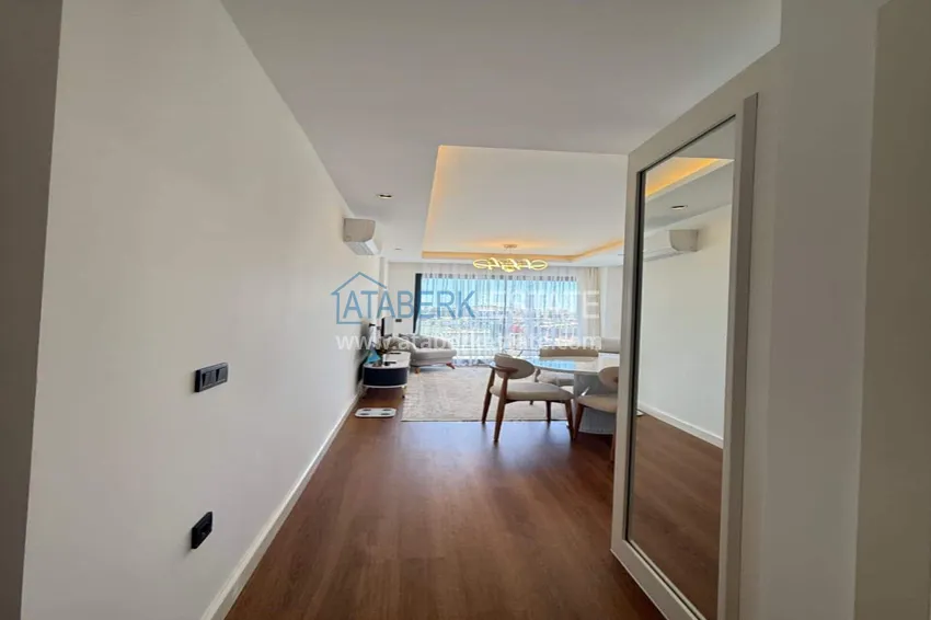 Purchase  Real estate in the center of Alanya - 1+1 apartment with a view of the fortress and the sea near Cleopatra beach 3 