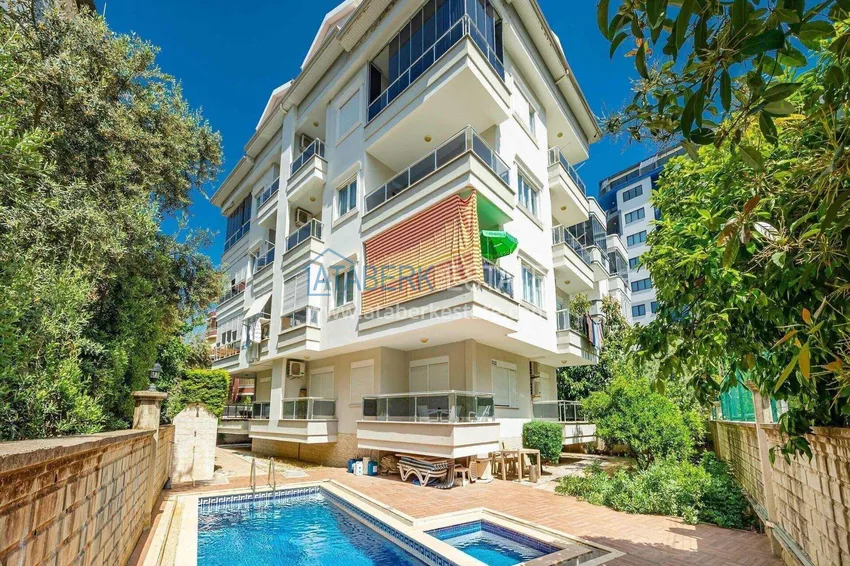 2+1 apartment for a residence permit in the center of Alanya - 600 meters from Cleopatra beach 5 