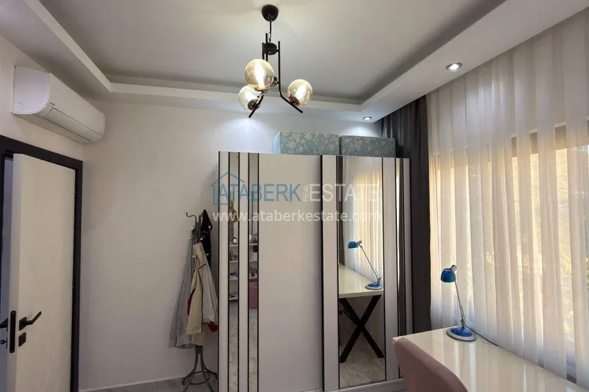 Purchase  Urgent sale of real estate in Alanya - apartments with sea view in Mahmutlar 25 