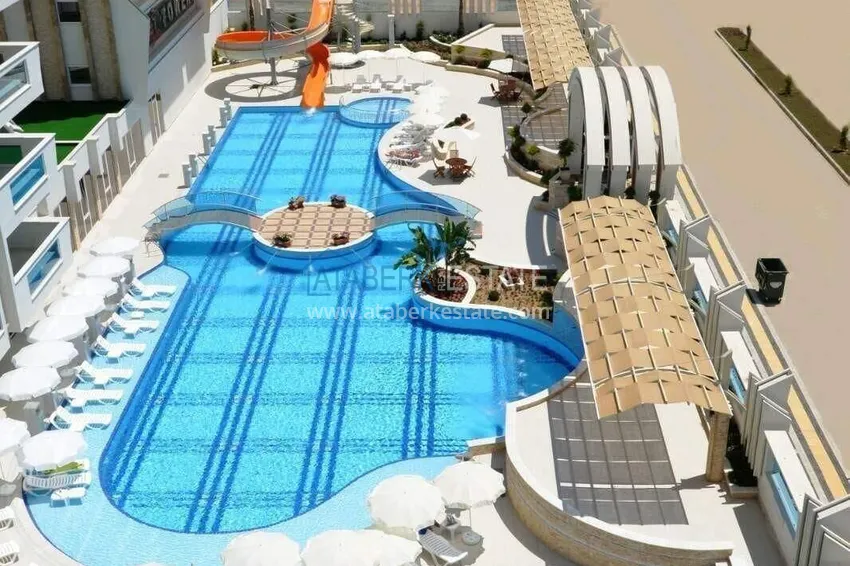 2+1 apartment in Alanya — new furniture, luxury residence, Mahmutlar district 5 