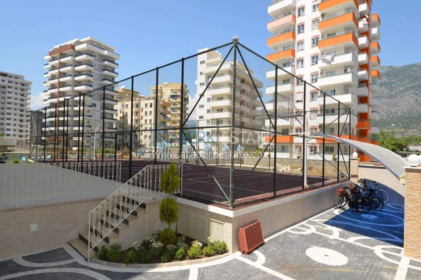 2+1 apartment in Alanya — new furniture, luxury residence, Mahmutlar district 8 