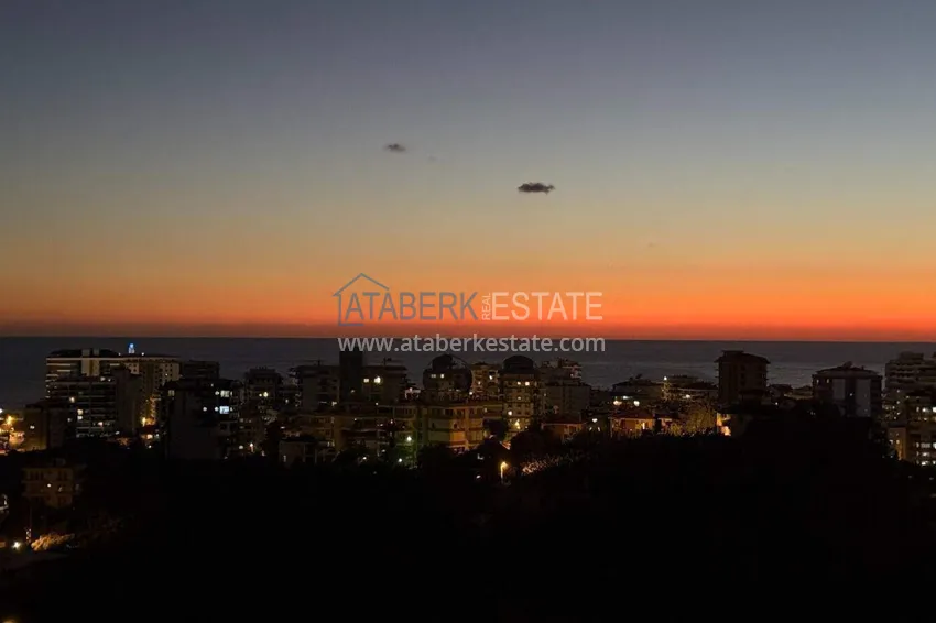 Purchase  Urgent sale of real estate in Alanya - apartments with sea view in Mahmutlar 53 