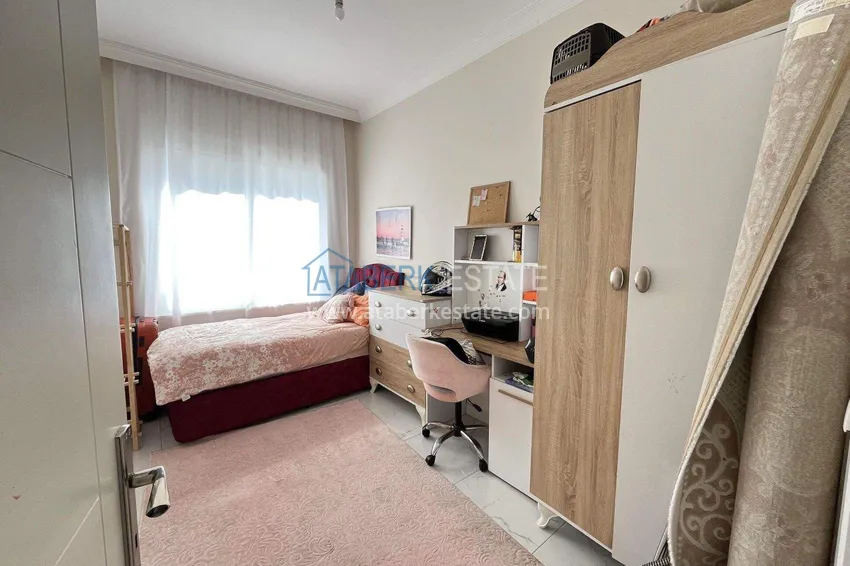 Purchase  2+1 apartment in Alanya for residence permit and citizenship - furniture, glazed balcony, Oba district 11 