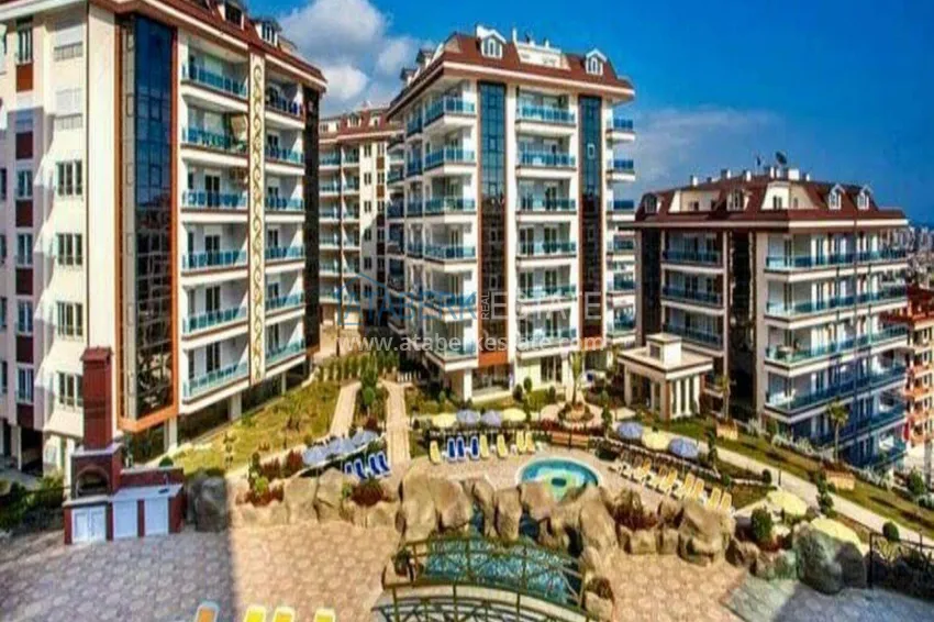 Apartment 1+1 in Alanya with sea view — furniture, prestigious complex, Oba district 12 