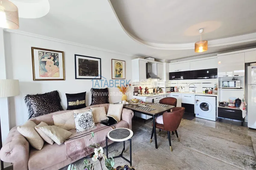 Purchase  Apartment 1+1 in Alanya with sea view — furniture, prestigious complex, Oba district 2 