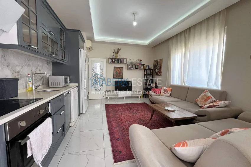 Purchase  2+1 apartment in Alanya for residence permit and citizenship - furniture, glazed balcony, Oba district 4 